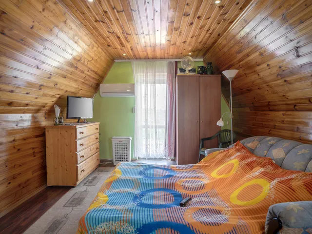 Eladó mezőgazdasági ingatlan Szekszárd, Bakta, 9628/2 41 nm