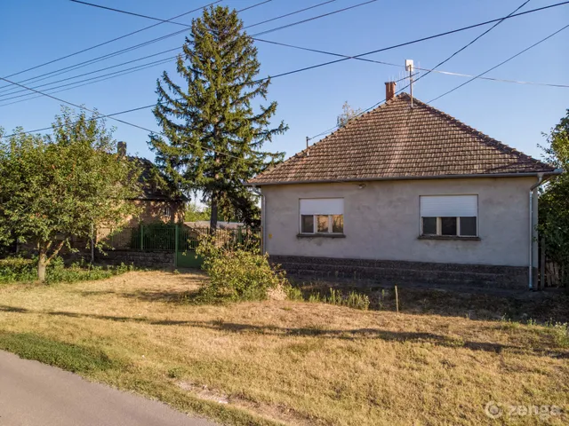 Eladó ház Bogyiszló 114 nm