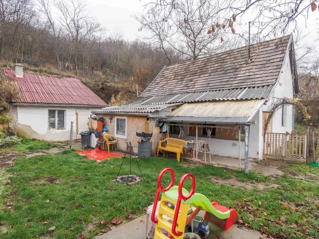 Eladó ház Kölesd, Hunyadi utca 26 45 nm