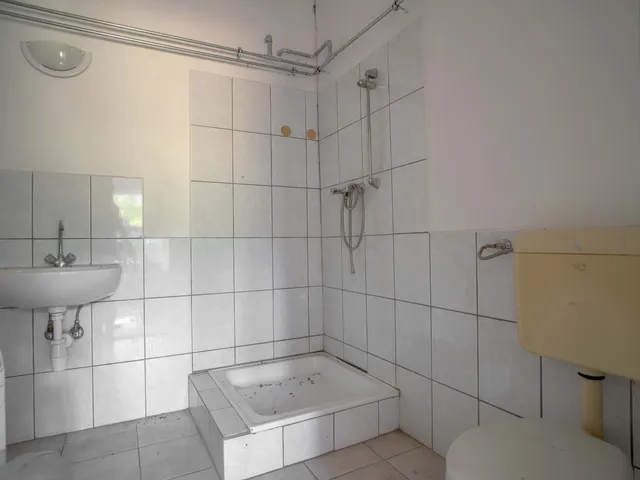 Eladó kereskedelmi és ipari ingatlan Fadd 854 nm