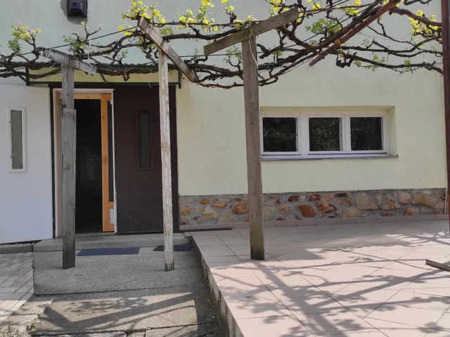 Kiadó lakás Székesfehérvár, Öreghegy 42 nm