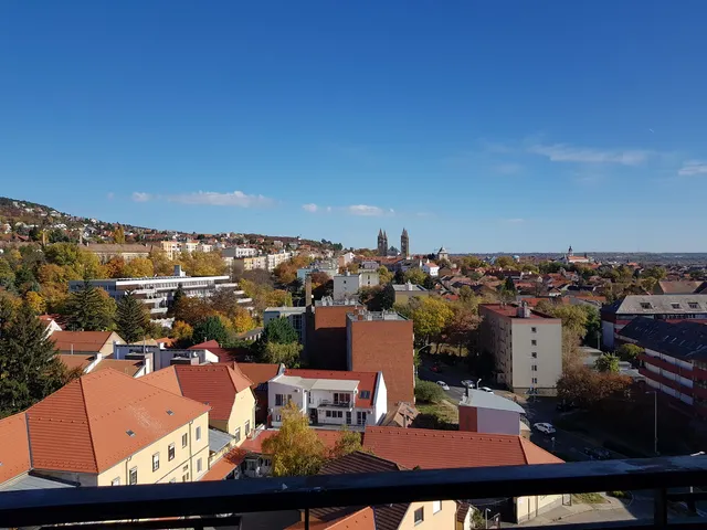 Kiadó lakás Pécs, Egyetemváros 44 nm