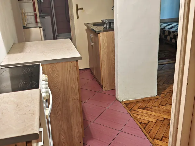 Kiadó lakás Pécs, Belváros 40 nm
