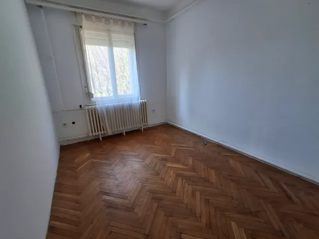 Kiadó ház Debrecen, Debreceni Regionális és Innovációs Ipari Park 100 nm