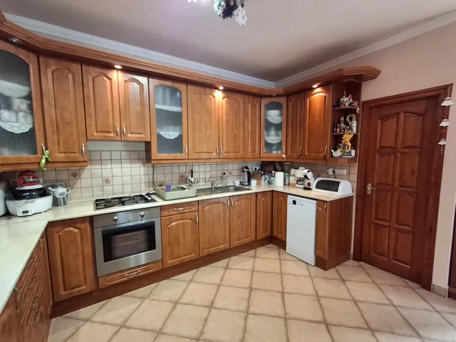 Eladó ház Debrecen, Szabadságtelep 180 nm