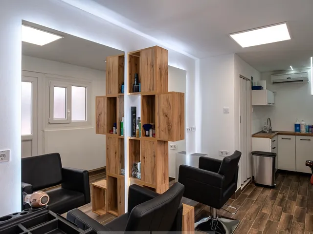 Eladó kereskedelmi és ipari ingatlan Debrecen, Belváros 16 nm