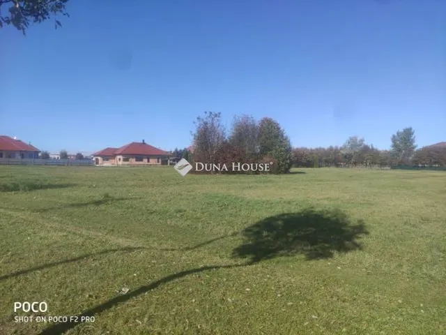 Eladó kereskedelmi és ipari ingatlan Bük 1892 nm
