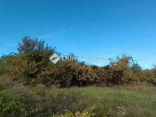 Eladó telek Kissomlyó 788 nm