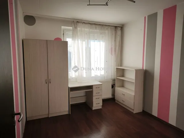 Eladó lakás Szombathely, Váci Mihály utca 55 nm