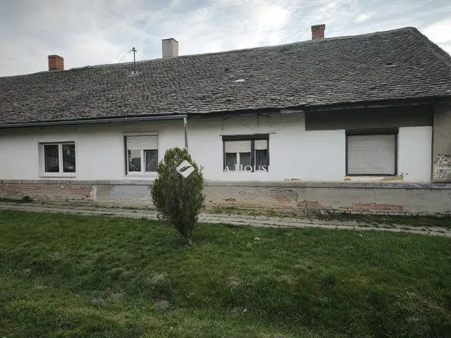 Eladó lakás Vát 46 nm