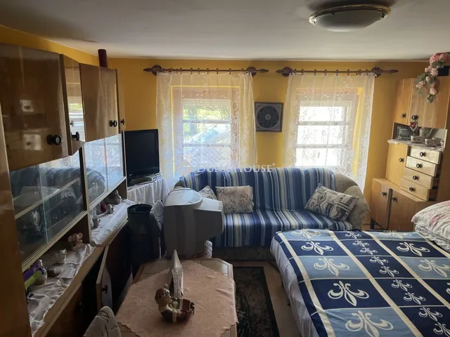 Eladó ház Mesteri 48 nm