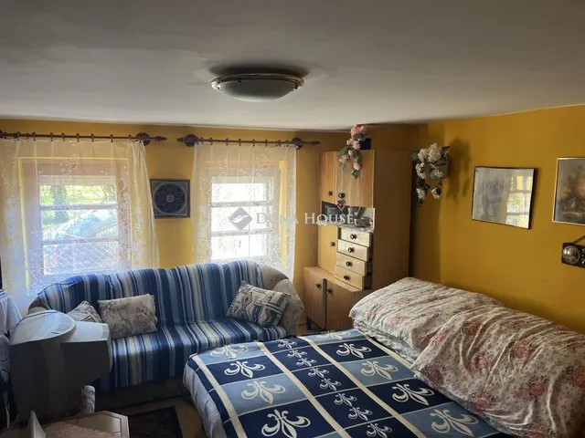 Eladó ház Mesteri 48 nm