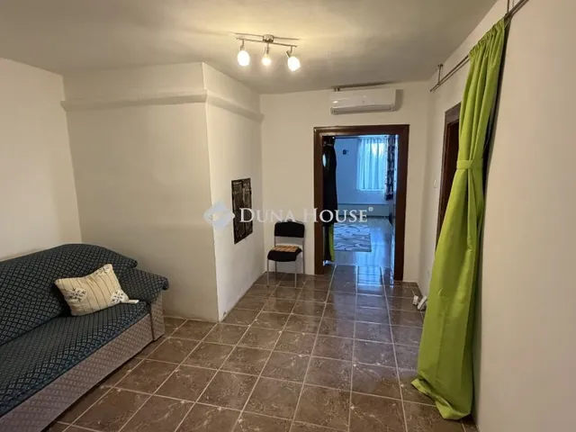 Eladó ház Szeleste 69 nm
