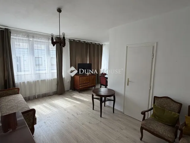 Eladó lakás Szombathely, Szily János utca 68 nm