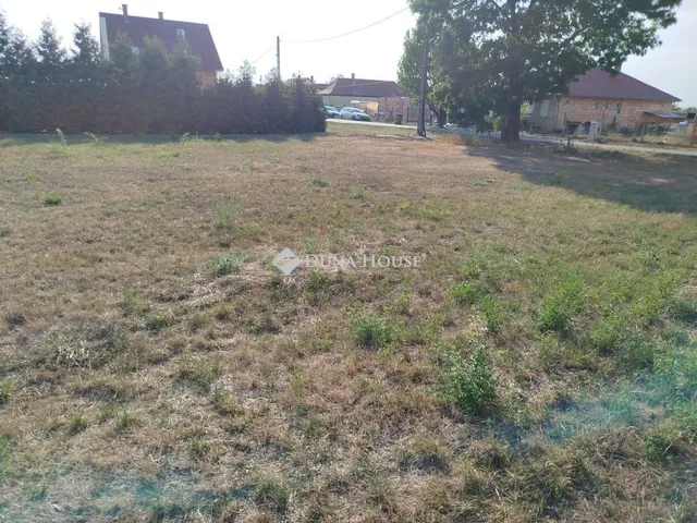 Eladó telek Rábahidvég, Petőfi Sándor utca 1787 nm
