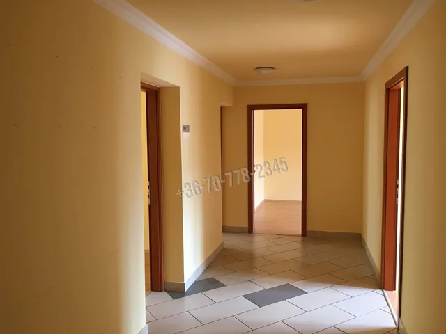 Kiadó kereskedelmi és ipari ingatlan Békéscsaba, Andrássy út 25 nm