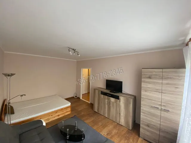Kiadó lakás Békéscsaba, Millenniumi lakótelep 38 nm