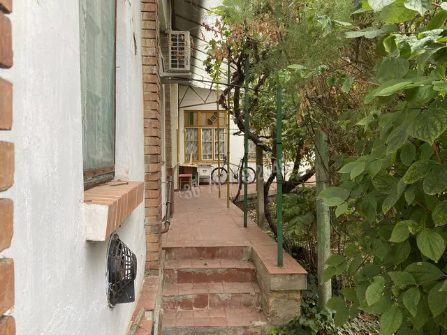 Eladó ház Békéscsaba, Urszinyi Dezsőné utca 180 nm