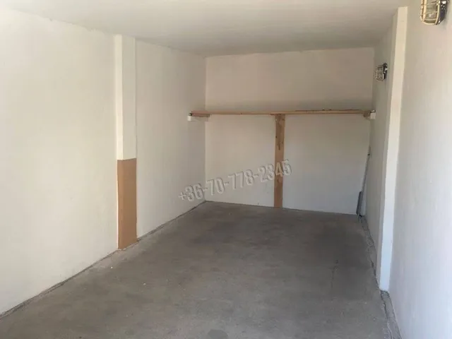 Kiadó garázs Békéscsaba 15 nm