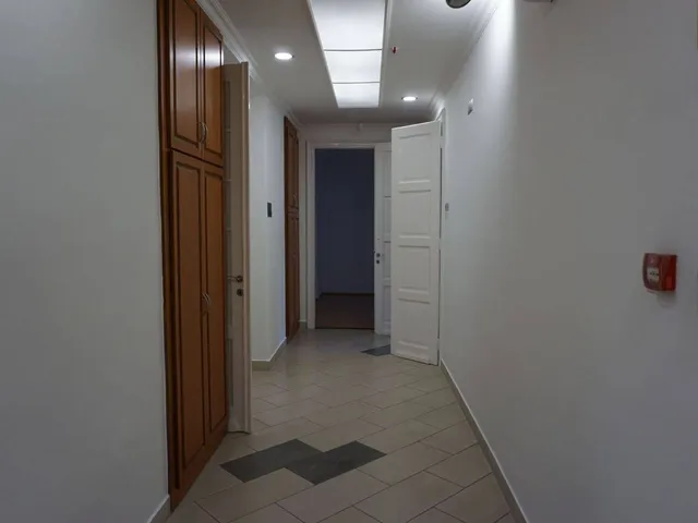 Kiadó kereskedelmi és ipari ingatlan Békéscsaba 300 nm