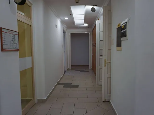 Kiadó kereskedelmi és ipari ingatlan Békéscsaba 300 nm