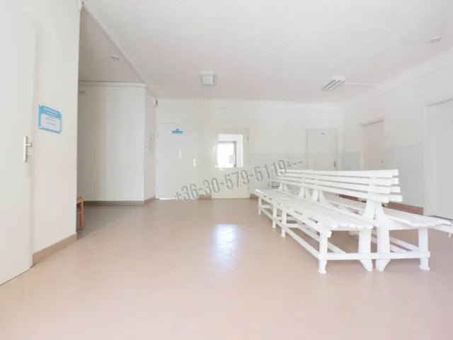 Eladó kereskedelmi és ipari ingatlan Szarvas 460 nm