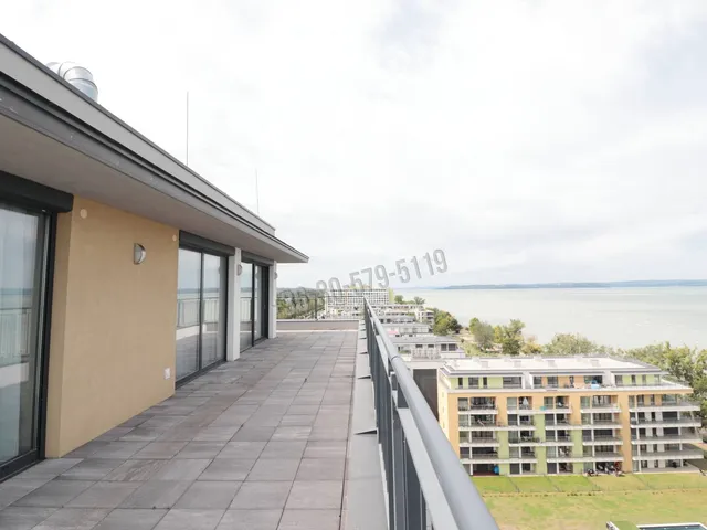 Eladó lakás Siófok, Ezüstpart 182 nm