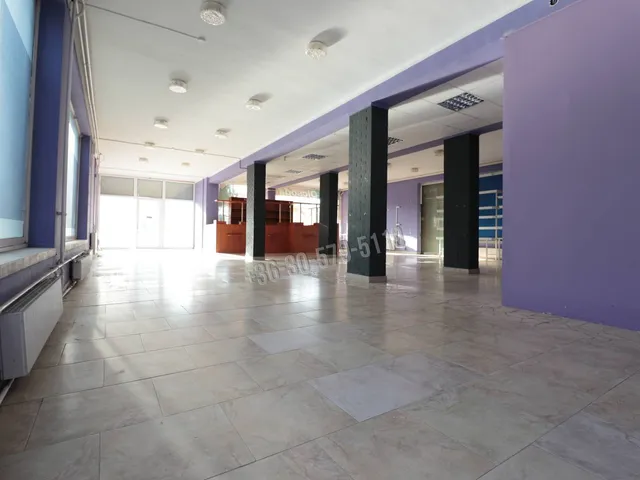 Eladó kereskedelmi és ipari ingatlan Orosháza 200 nm