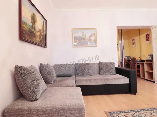 Eladó lakás Orosháza, Könd utca 82 nm