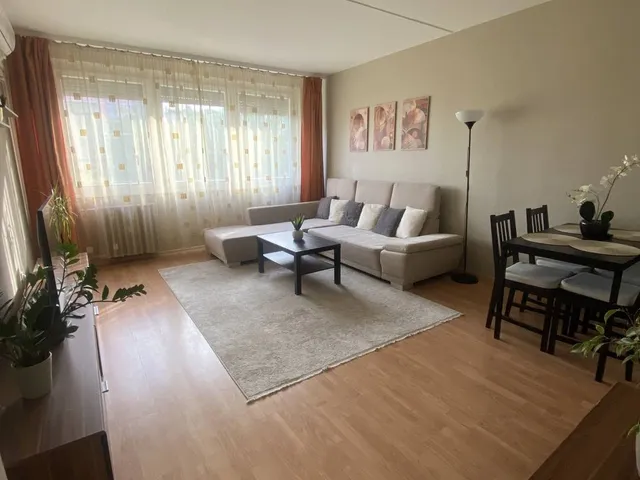 Eladó lakás Budapest X. kerület, Újhegy 54 nm