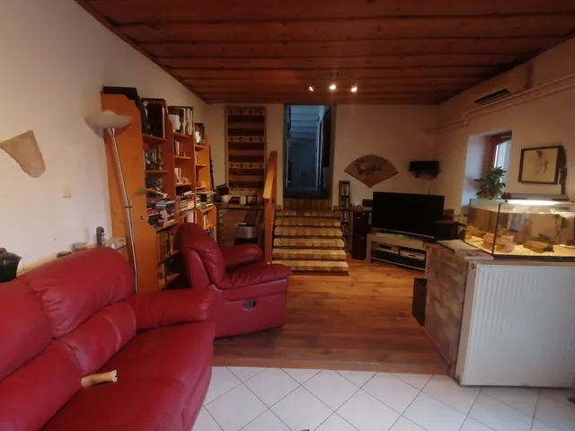 Eladó ház Tinnye 190 nm