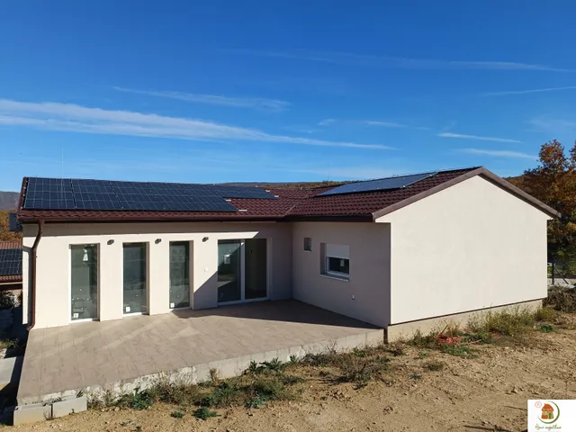 Eladó ház Pilisjászfalu 103 nm