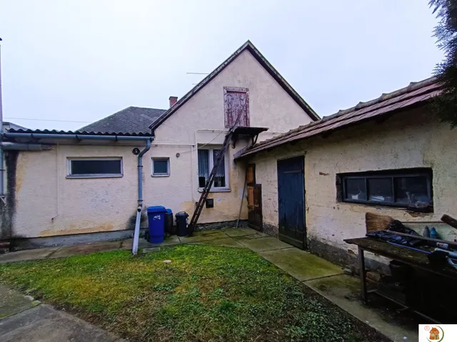 Eladó ház Pilisvörösvár, JÓ BEOSZTÁSÚ HÁZ, JÓ LEHETŐSÉG VÖRÖSVÁRON! 80 nm