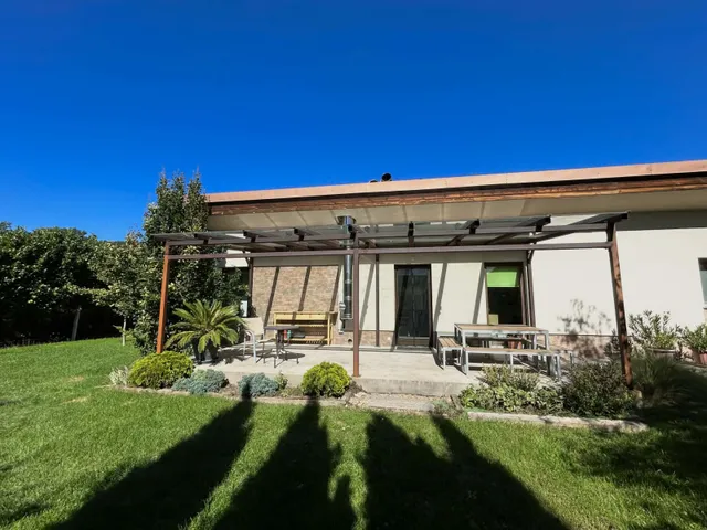 Eladó ház Piliscsaba, Klotildliget 211 nm