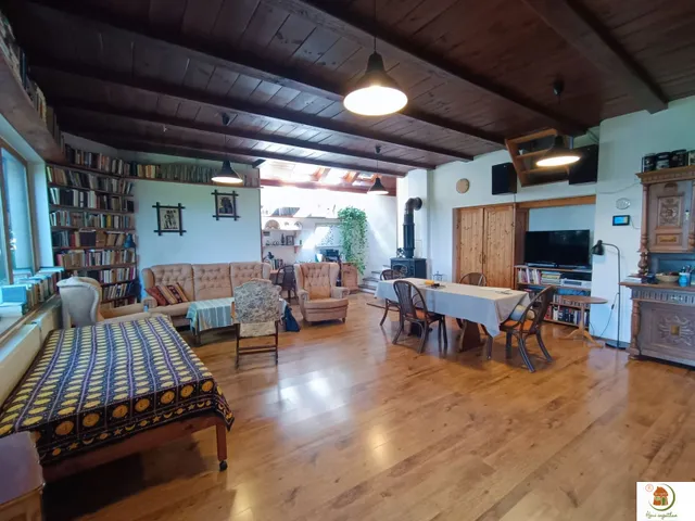 Eladó ház Szentendre, HANGULATOS HÁZ CSODÁLATOS KÖRNYEZETBEN SZENTENDRÉN 169 nm