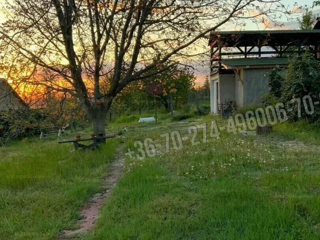 Eladó telek Vác, Törökhegy 60 nm