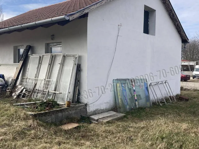 Eladó ház Nagyoroszi 70 nm