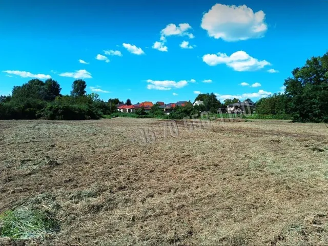 Eladó telek Göd, Nevelek 1360 nm
