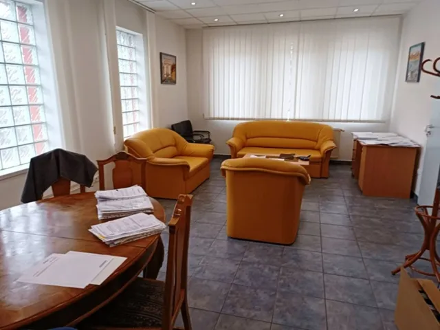 Eladó kereskedelmi és ipari ingatlan Vác, Alsóváros 579 nm