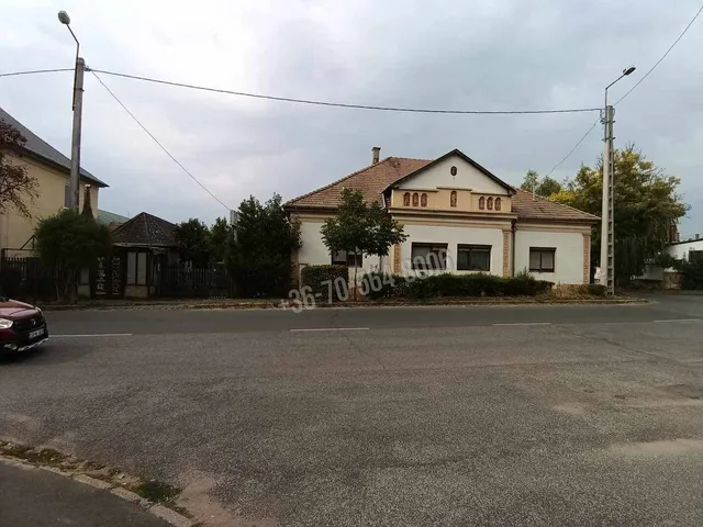 Eladó ház Balassagyarmat, Nádor utca 190 nm