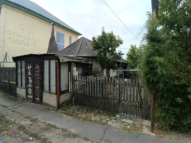 Eladó ház Balassagyarmat, Nádor utca 190 nm