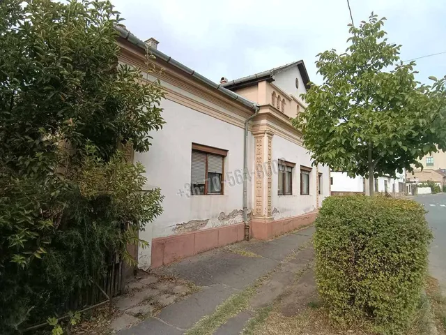 Eladó ház Balassagyarmat, Nádor utca 190 nm