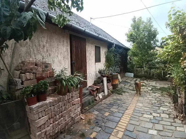 Eladó ház Balassagyarmat, Városközpont 190 nm
