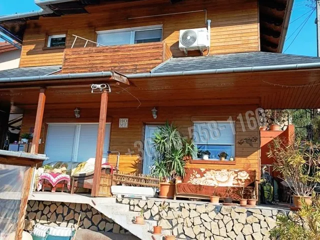 Eladó ház Vác, Buki 170 nm