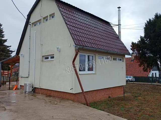 Eladó ház Erdőkertes, Topolyos 60 nm