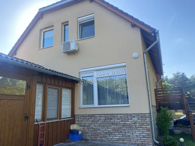 Eladó ház Csesztve 150 nm