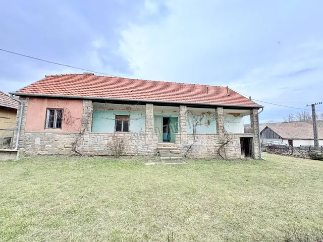 Eladó ház Szécsénke 68 nm