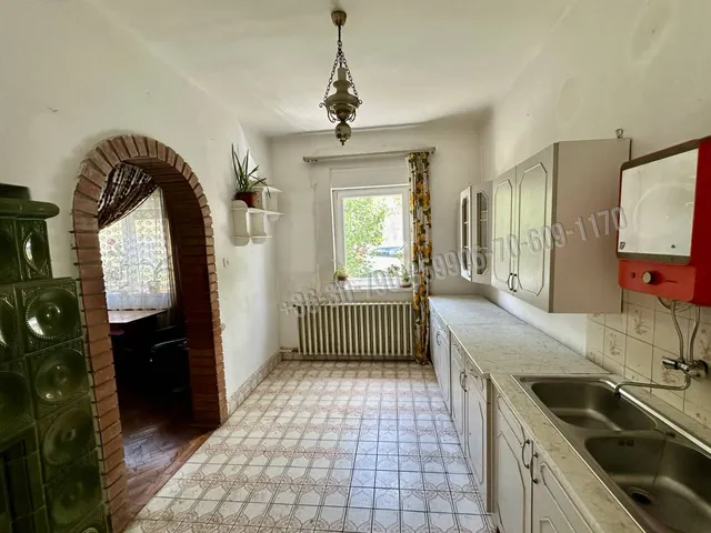 Eladó ház Vác, Kisvác 145 nm