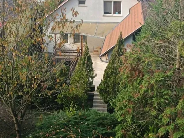 Eladó ház Visegrád, Harangvirág utca 358 nm