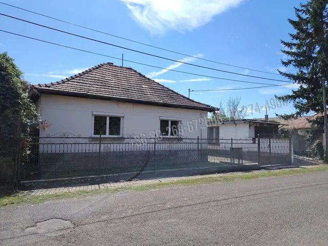 Eladó ház Ipolyvece 58 nm